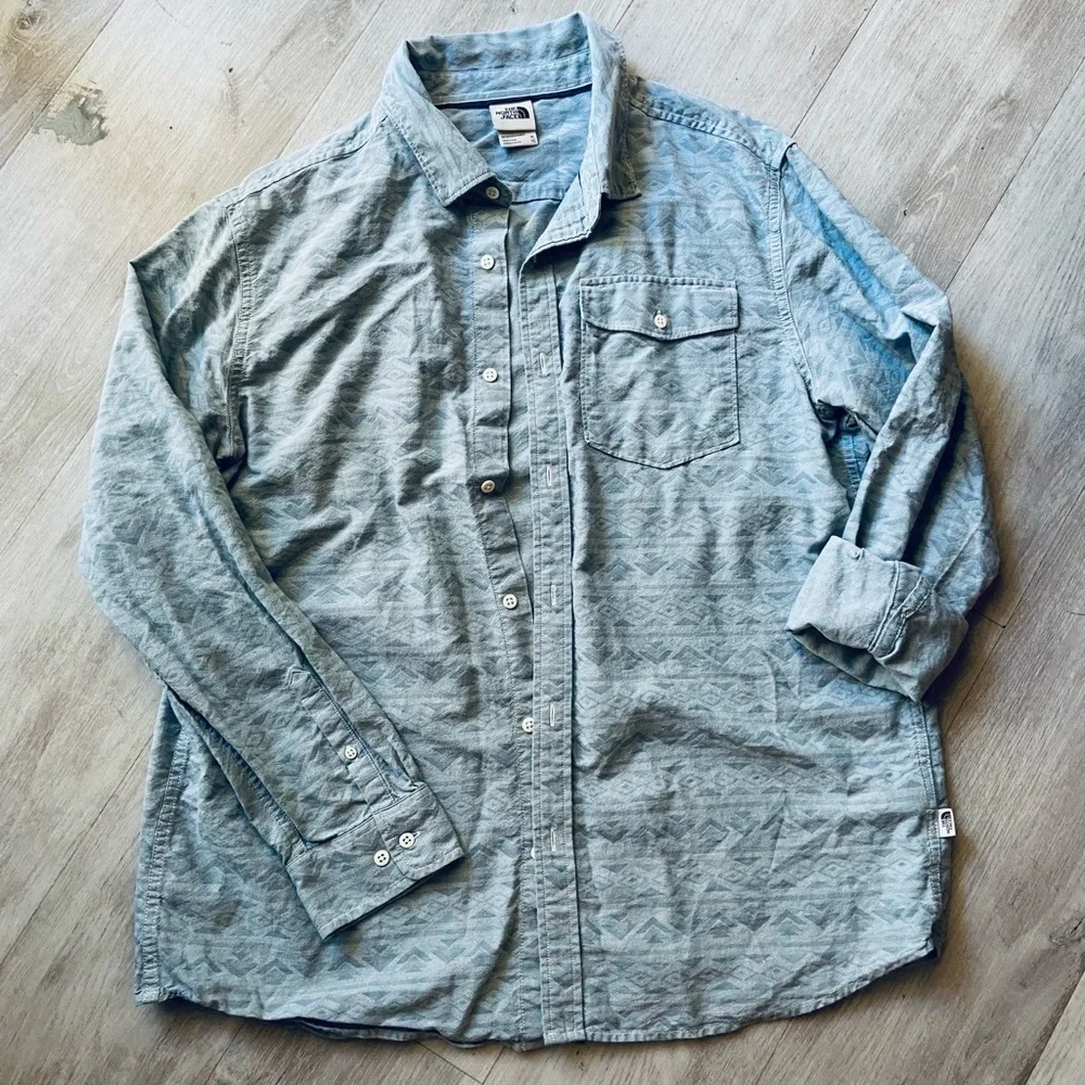 The North Face Mens Button Down Shirt Size XL